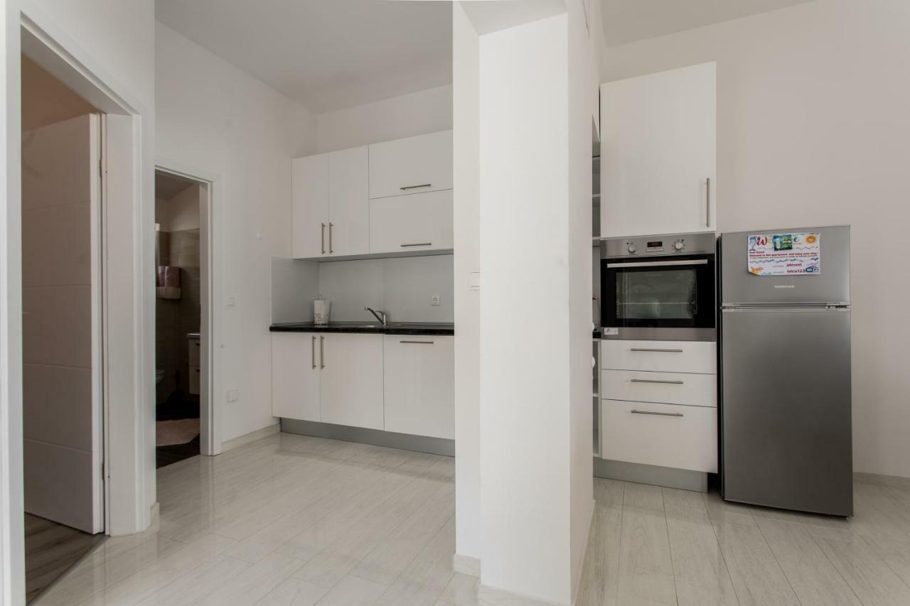 Apartmani Marija Jakir Brela Kültér fotó