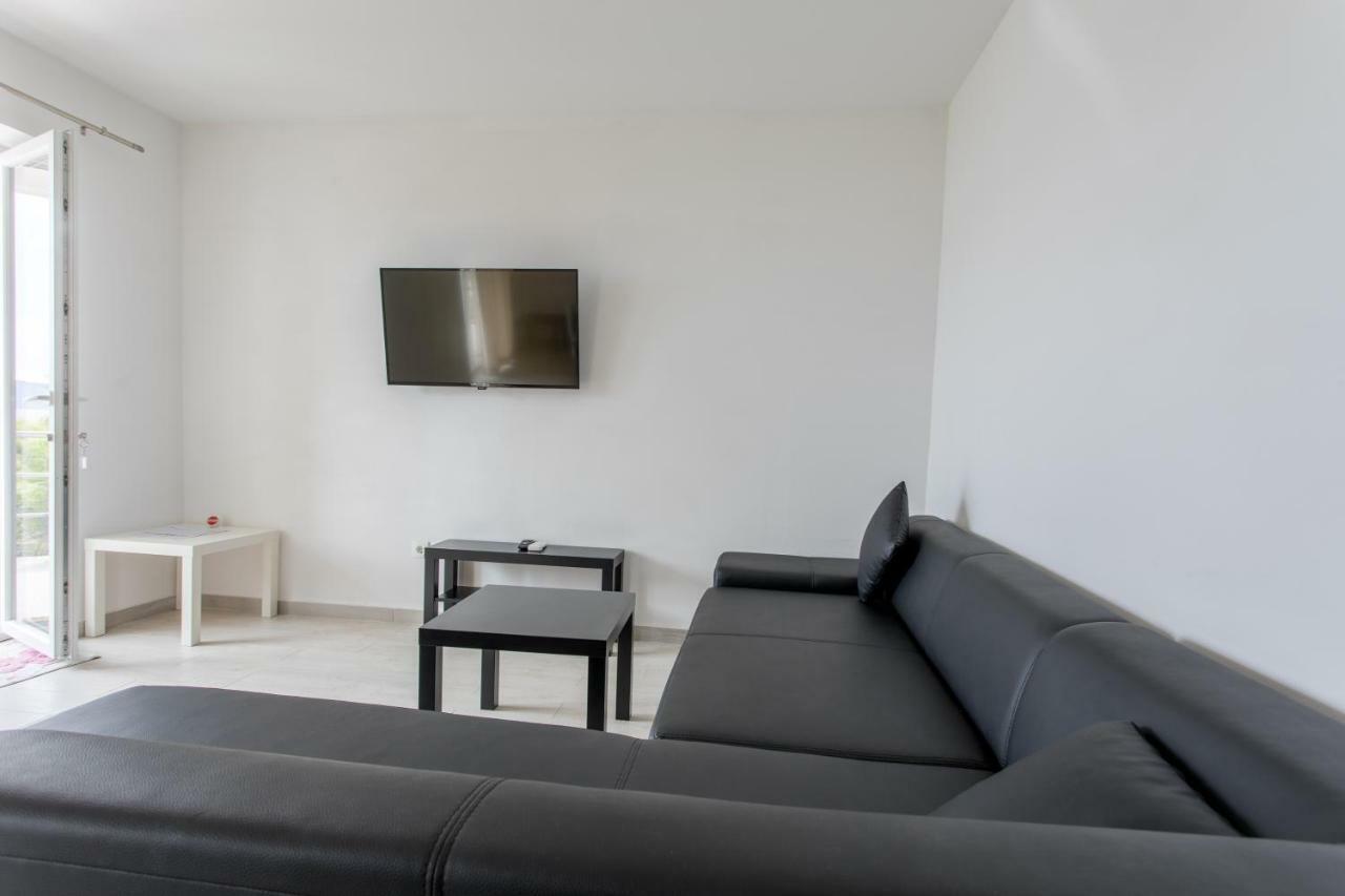 Apartmani Marija Jakir Brela Kültér fotó