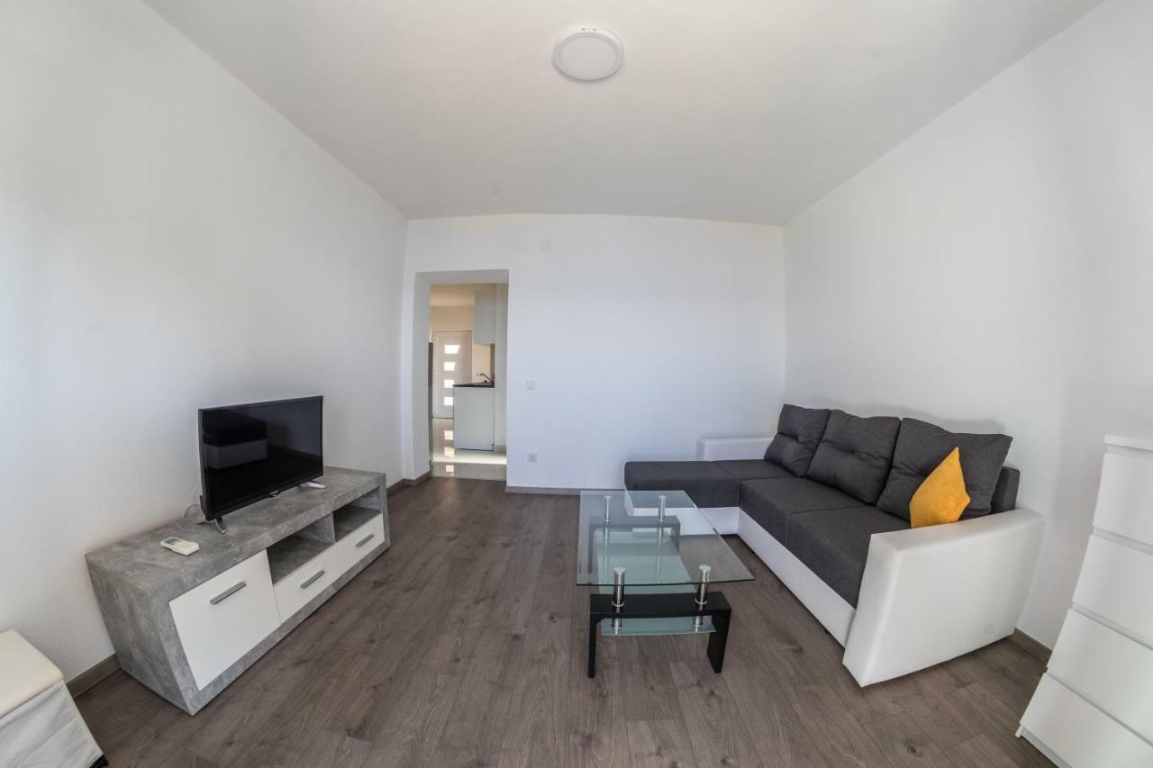 Apartmani Marija Jakir Brela Kültér fotó