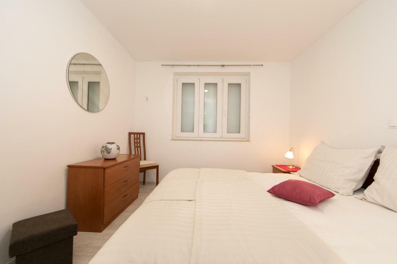 Apartmani Marija Jakir Brela Kültér fotó